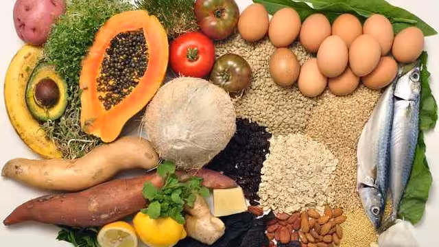 10 Makanan Sehat Bernutrisi Tinggi yang Wajib Kamu Konsumsi Setiap Hari untuk Tubuh Lebih Kuat