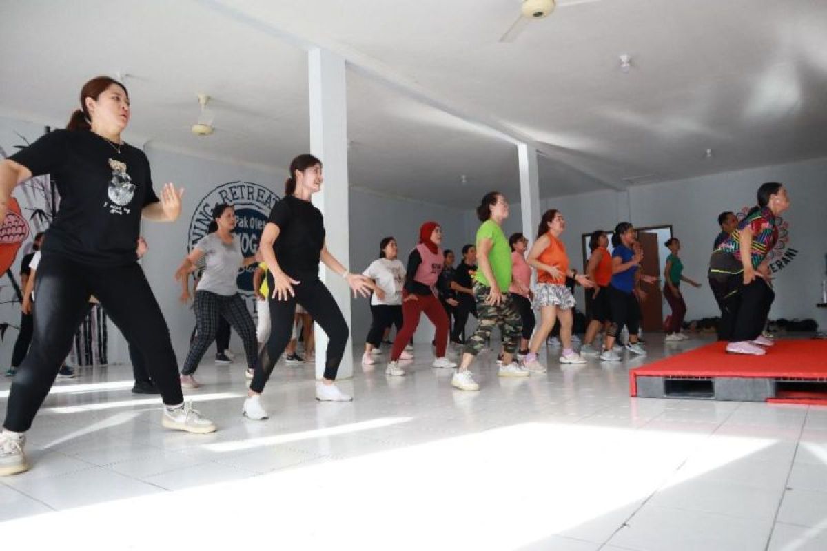 7 Olahraga Ringan Efektif Membakar Kalori Tanpa Harus ke Gym